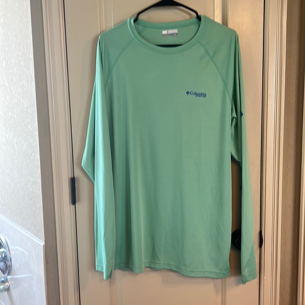 Columbia PFG fishing shirt - LG